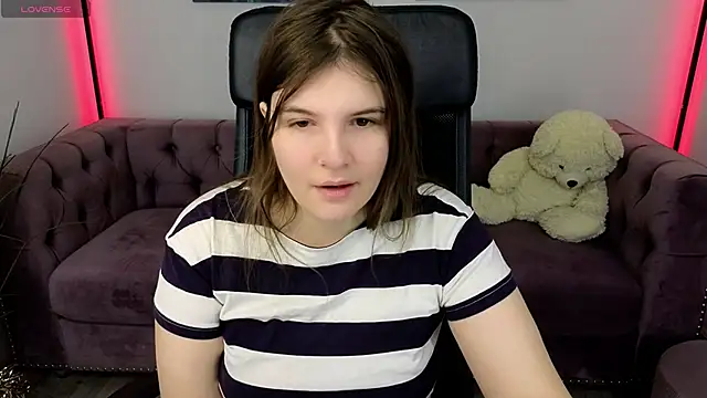 Ruyjin Choi online show from January 2026 10:32:01 AM