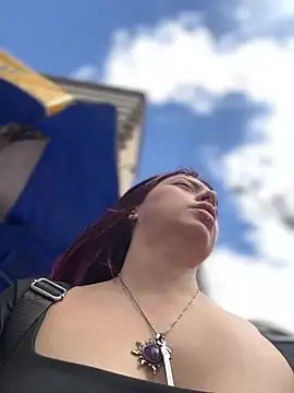 Alicia barbie online show from April 2026 08:00:02 PM