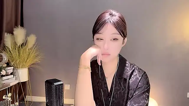 Snapshot of jingling666 chatting on January 2025 05:01:01 PM jingling666 online show from January 2025 05:01:01 PM