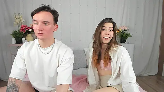 Snapshot of Lucutes chatting on February 2025 06:02:02 PM Lucutes online show from February 2025 06:02:02 PM