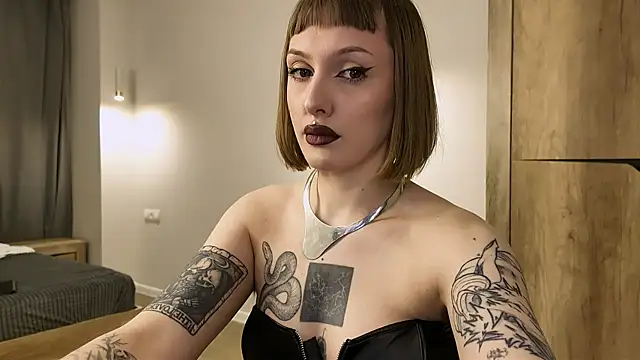 vinylstore online show from March 2026 04:29:02 PM