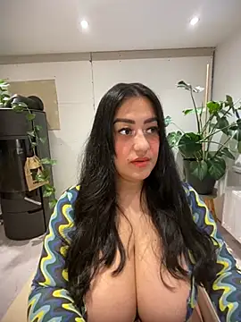 Snapshot of Alma- chatting on October 2025 01:17:01 PM Alma- online show from October 2025 01:17:01 PM