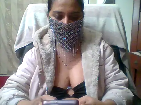 Snapshot of kamayanisingh24 chatting on January 2025 05:41:01 PM kamayanisingh24 online show from January 2025 05:41:01 PM