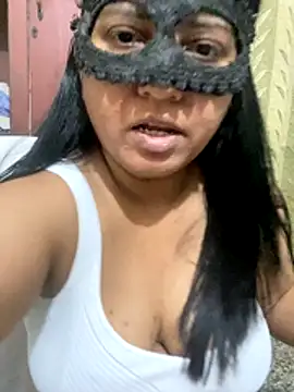 kamayanisingh24 online show from November 2025 05:44:01 PM