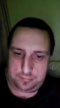 Snapshot of HE-M123 chatting on December 2024 01:43:01 AM HE-M123 online show from December 2024 01:43:01 AM