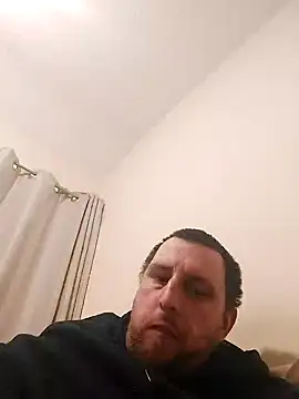 Snapshot of HE-M123 chatting on December 2024 09:55:02 PM HE-M123 online show from December 2024 09:55:02 PM