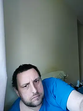 Snapshot of HE-M123 chatting on March 2025 09:05:01 AM HE-M123 online show from March 2025 09:05:01 AM