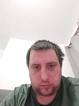 Snapshot of HE-M123 chatting on February 2026 10:17:01 PM HE-M123 online show from February 2026 10:17:01 PM