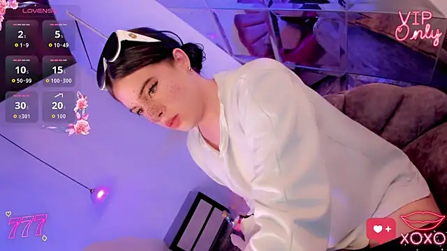 Alliemilky online show from March 2026 07:57:02 PM