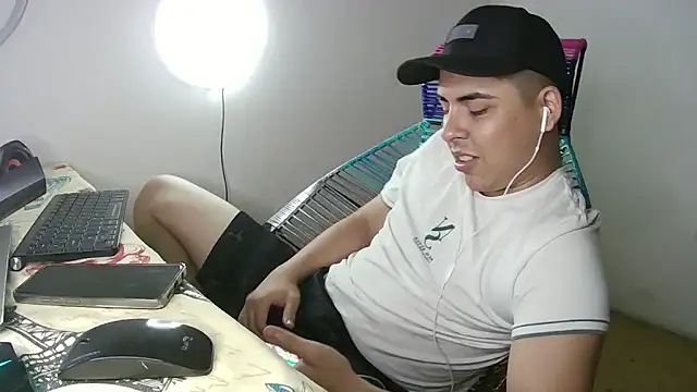 CARKIS-69 online show from January 2025 09:50:02 PM