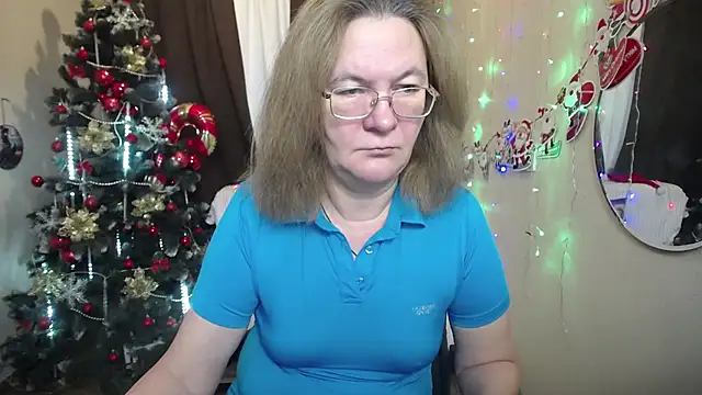 Snapshot of HolyMilfa chatting on December 2024 07:17:02 AM HolyMilfa online show from December 2024 07:17:02 AM