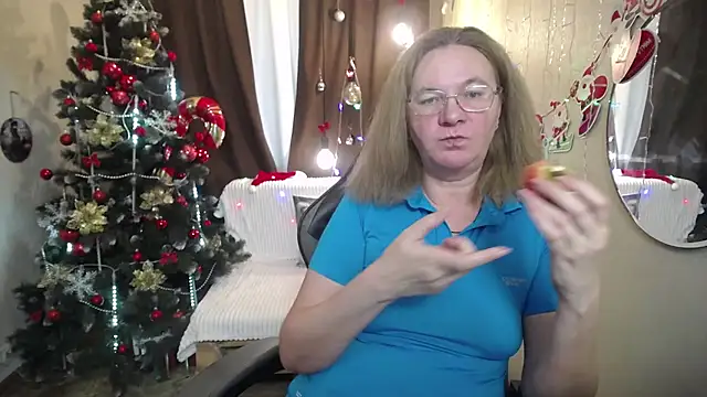 Snapshot of HolyMilfa chatting on December 2024 10:35:02 AM HolyMilfa online show from December 2024 10:35:02 AM