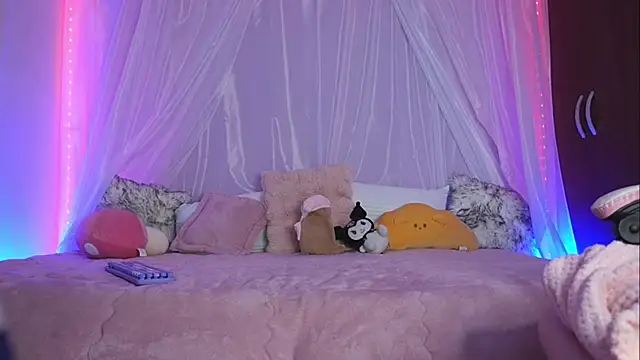 Lilou albrecht online show from March 2026 01:22:02 PM