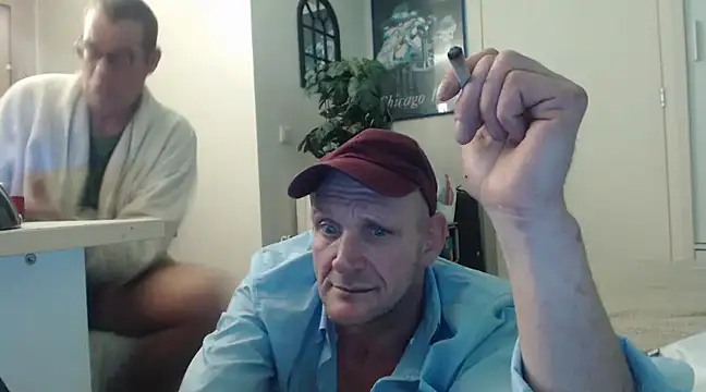 Snapshot of mikeythebestsucker chatting on December 2024 02:53:01 AM mikeythebestsucker online show from December 2024 02:53:01 AM