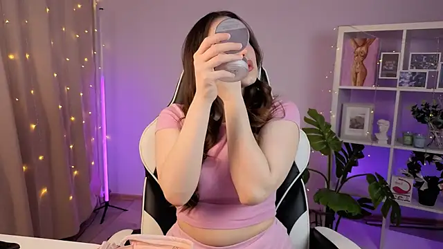 MelissaLovvv online show from February 2026 05:14:01 AM