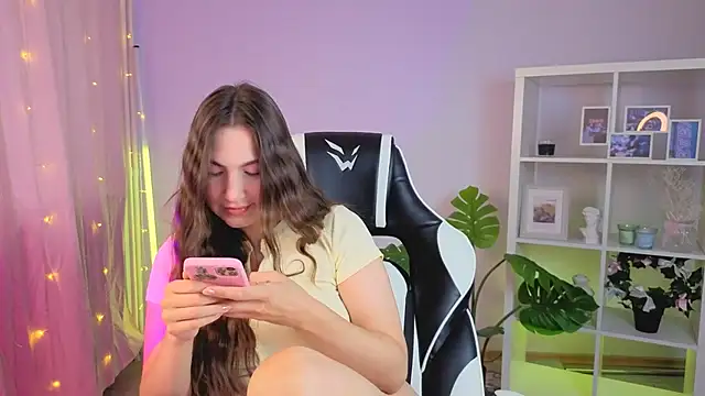 MelissaLovvv online show from July 2026 03:44:01 AM