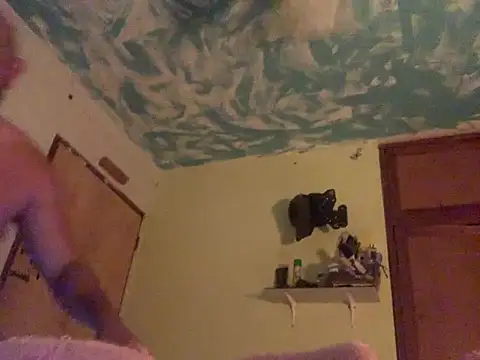 kioluy online show from April 2026 03:56:01 AM