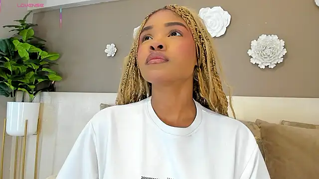 Snapshot of AriaFoster chatting on February 2026 03:43:01 AM AriaFoster online show from February 2026 03:43:01 AM