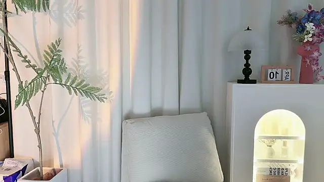 Fairy-HF online show from April 2026 07:02:01 AM