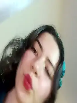 Snapshot of sweetieandjuicyy chatting on November 2025 07:32:02 PM sweetieandjuicyy online show from November 2025 07:32:02 PM