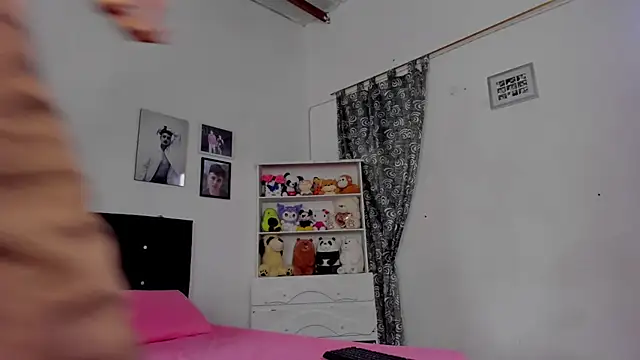 megan 100 online show from November 2025 05:44:01 PM