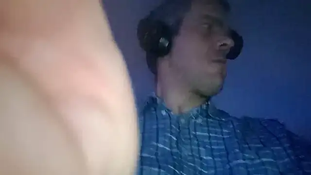 Snapshot of sexsuchti80 chatting on October 2025 03:07:02 AM sexsuchti80 online show from October 2025 03:07:02 AM