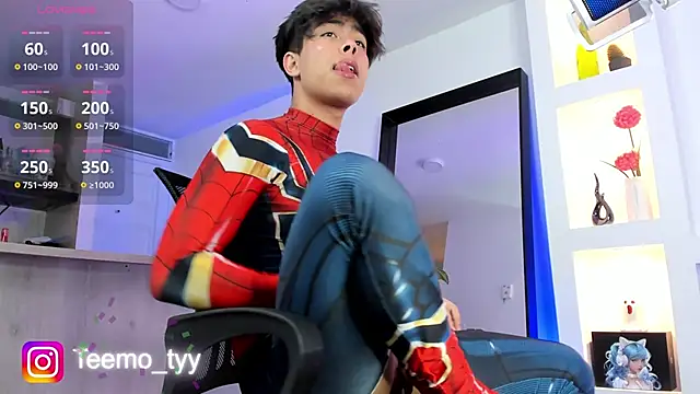 teemotwink online show from November 2025 10:03:02 PM