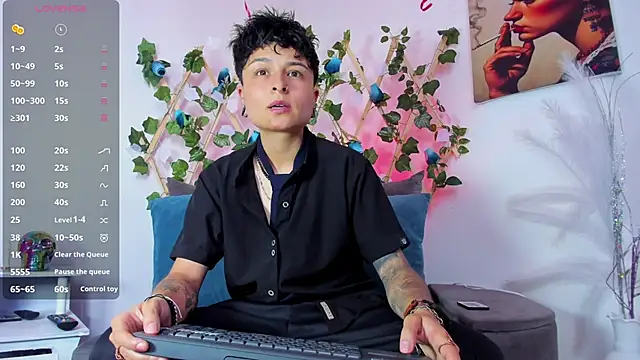 Snapshot of ZuryRamirez_ chatting on February 2025 07:44:01 PM ZuryRamirez online show from February 2025 07:44:01 PM
