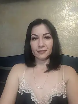 Snapshot of FireLily332 chatting on January 2025 04:41:01 PM FireLily332 online show from January 2025 04:41:01 PM