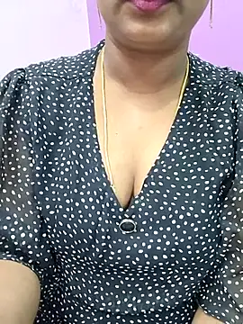 Vaishali90 online show from March 2025 06:45:02 PM