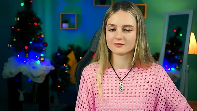 DeboraLarson online show from December 2024 10:01:02 AM