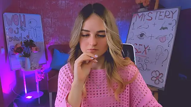 DeboraLarson online show from February 2025 08:18:02 AM