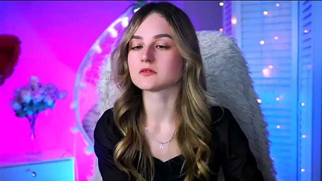 DeboraLarson online show from March 2025 04:22:02 PM