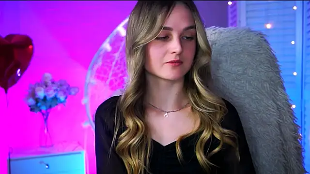 DeboraLarson online show from March 2025 07:26:02 PM