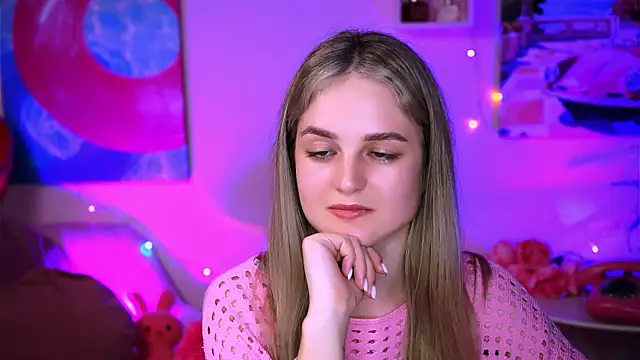 DeboraLarson online show from March 2025 01:48:01 AM