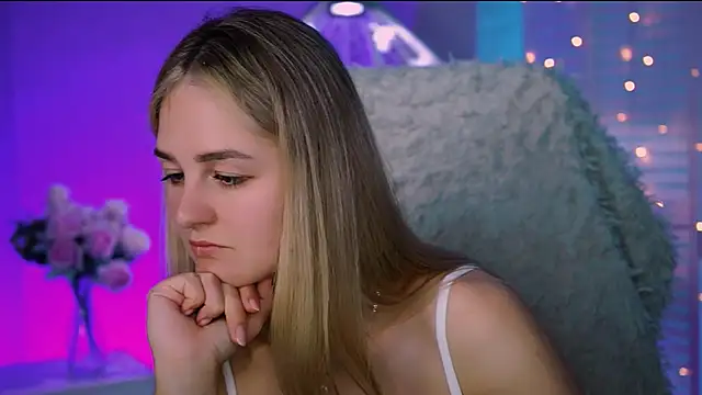 DeboraLarson online show from September 2025 04:12:02 AM