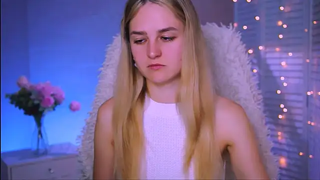 DeboraLarson online show from October 2025 07:05:02 AM