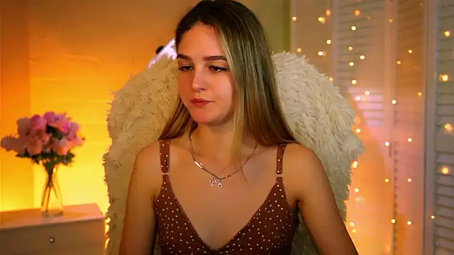 DeboraLarson online show from February 2026 03:38:02 AM