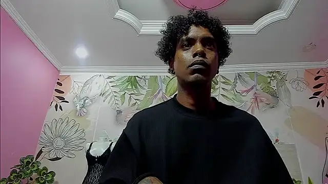 bigblackhotx1 online show from January 2026 01:02:01 PM