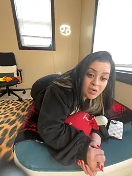 Snapshot of tillymarie34 chatting on February 2026 10:06:02 PM tillymarie34 online show from February 2026 10:06:02 PM