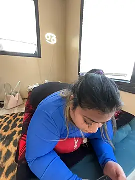 Snapshot of tillymarie34 chatting on February 2026 06:48:01 PM tillymarie34 online show from February 2026 06:48:01 PM