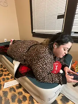 Snapshot of tillymarie34 chatting on March 2026 01:45:02 AM tillymarie34 online show from March 2026 01:45:02 AM