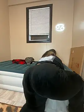 tillymarie34 online show from April 2026 03:48:01 AM