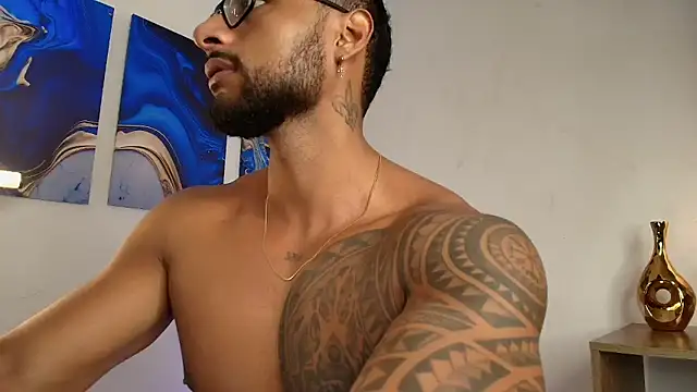 LiamGarcia1 online show from February 2026 03:28:01 PM