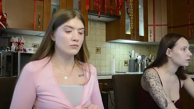 HotCaramellsTV online show from February 2026 11:20:01 AM