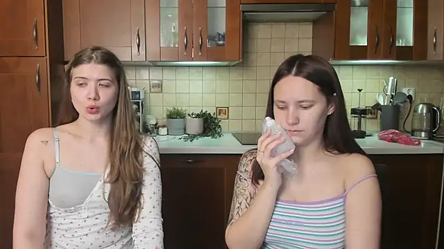HotCaramellsTV online show from June 2026 08:14:02 AM