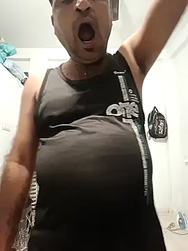 pintuS40 online show from April 2026 11:02:01 PM