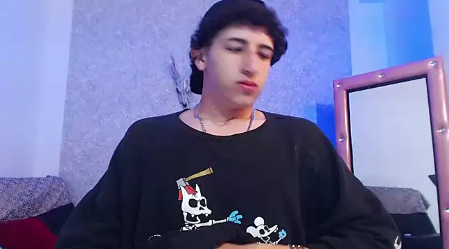 Kerverr  online show from February 2025 04:37:01 PM