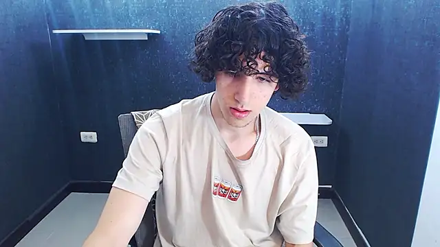 Kerverr  online show from December 2025 03:07:01 PM