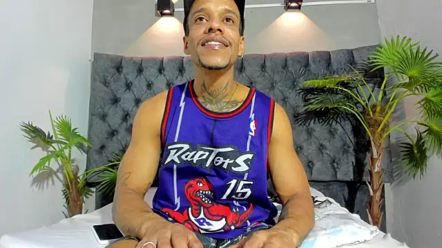 Snapshot of Salomon_koude chatting on July 2026 04:40:01 AM Salomon koude online show from July 2026 04:40:01 AM